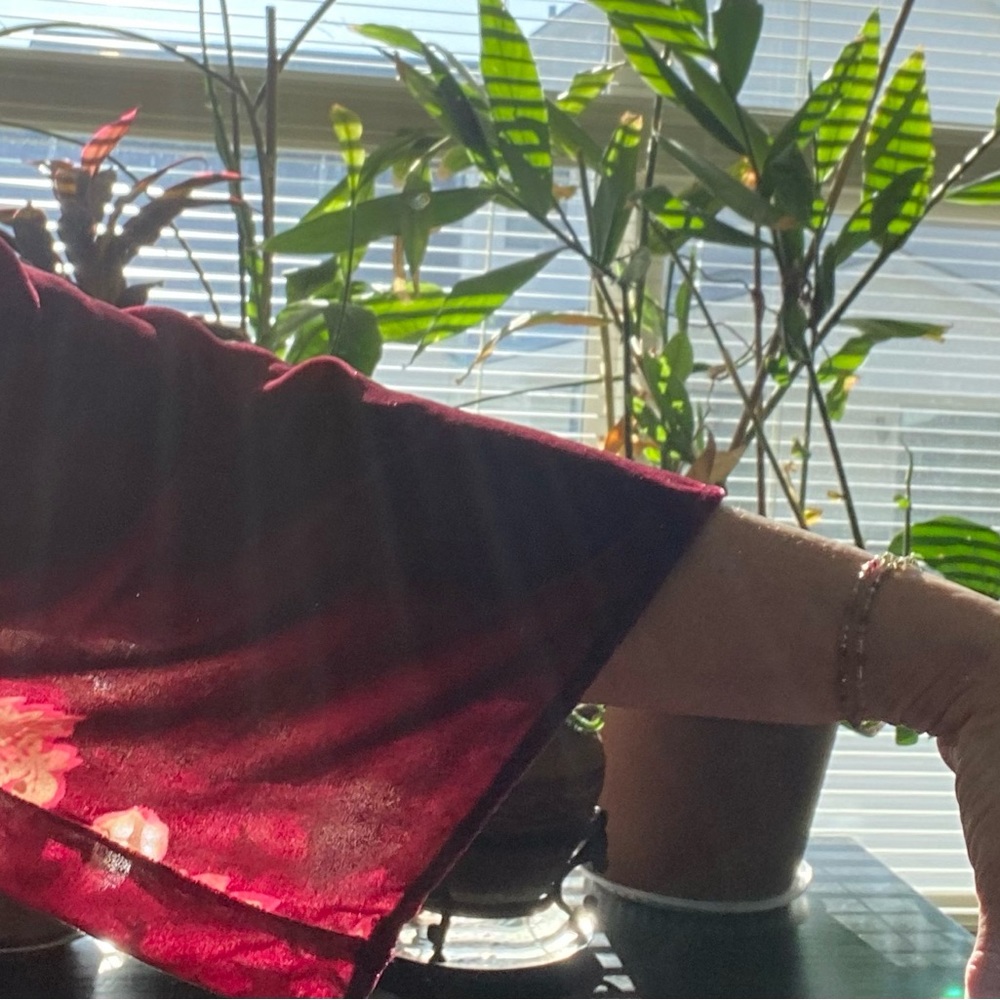 Beautiful lightweight wrap top bohemian vibe like new - Picture 8 of 10